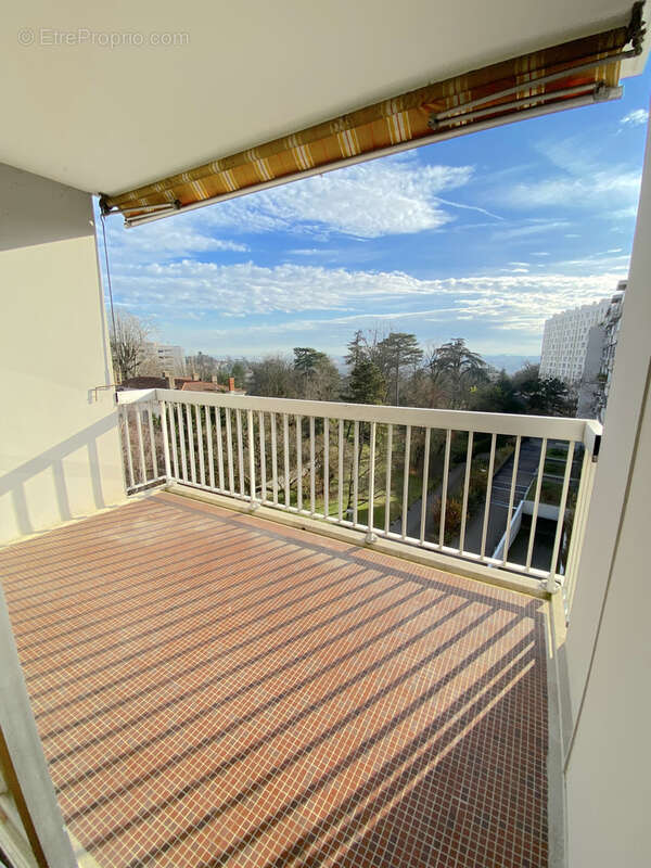 Appartement à CALUIRE-ET-CUIRE