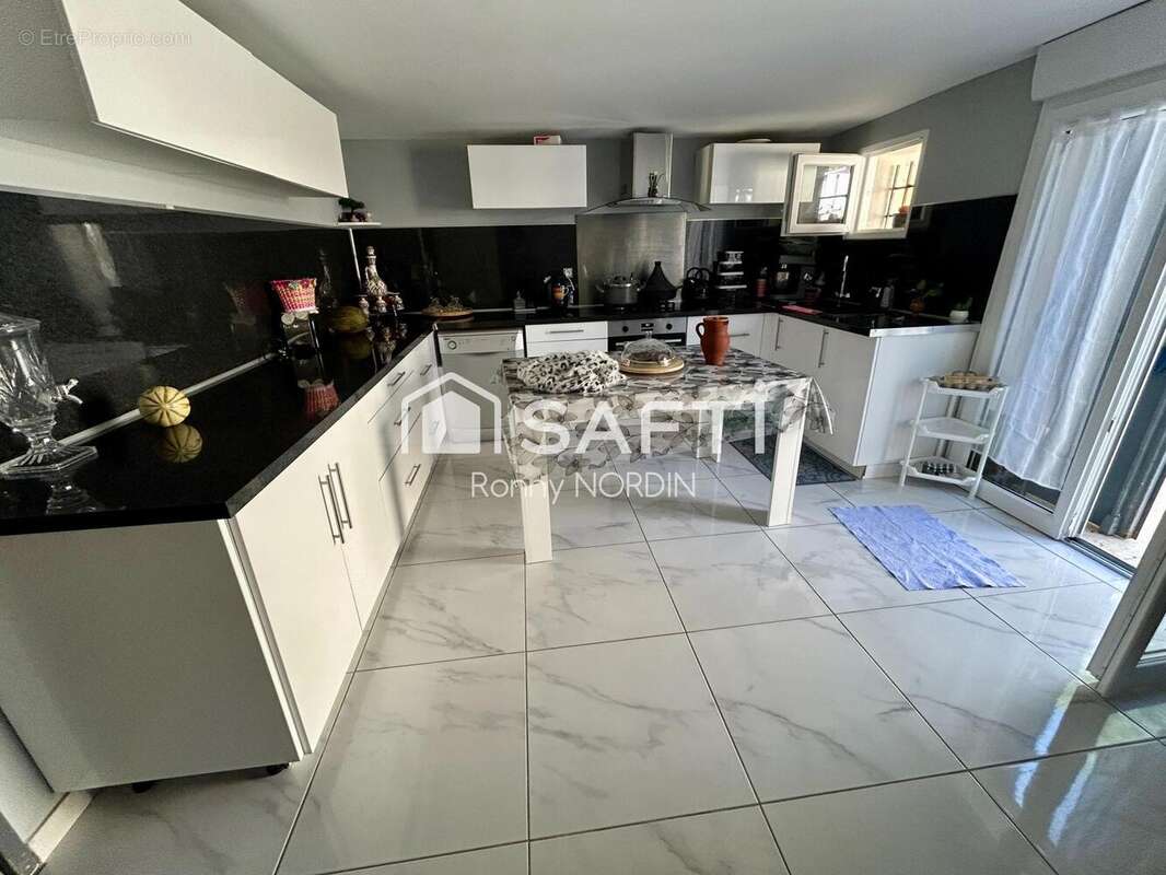 Photo 4 - Maison à CASTILLON-LA-BATAILLE