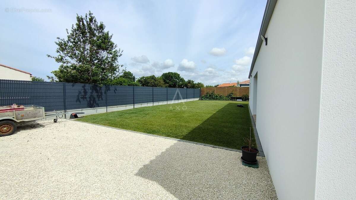 Maison à SAINT-VINCENT-SUR-JARD