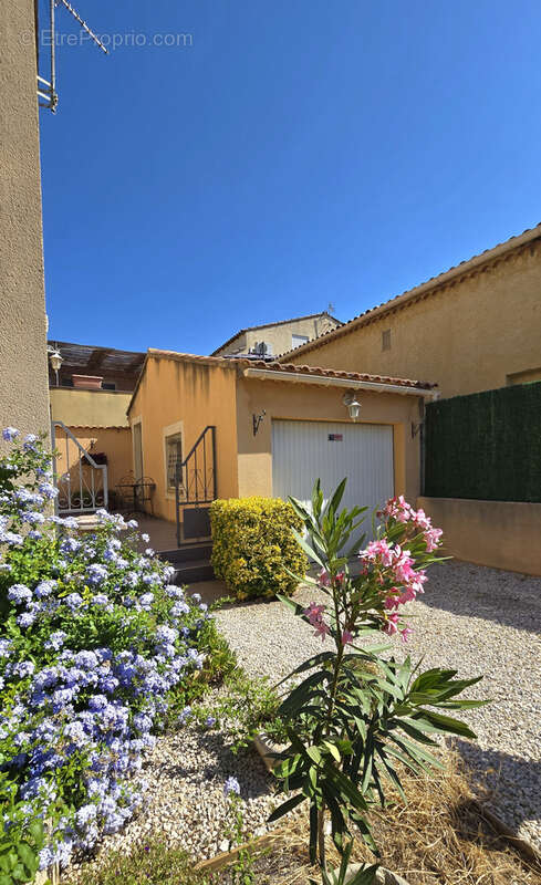 Maison à MORIERES-LES-AVIGNON