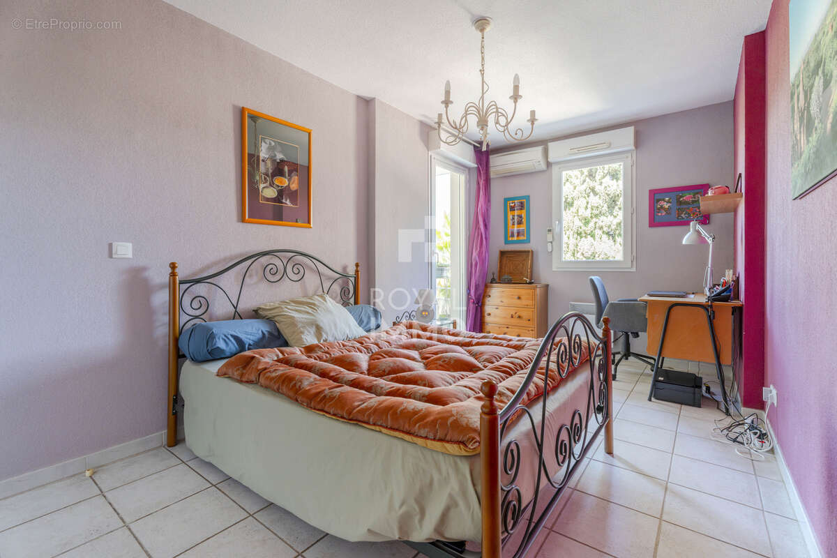Appartement à HYERES