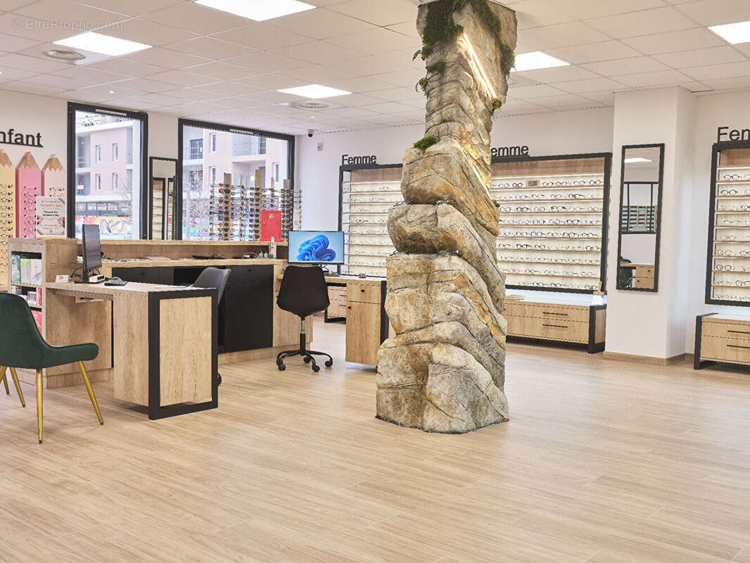 Commerce à FRONTIGNAN