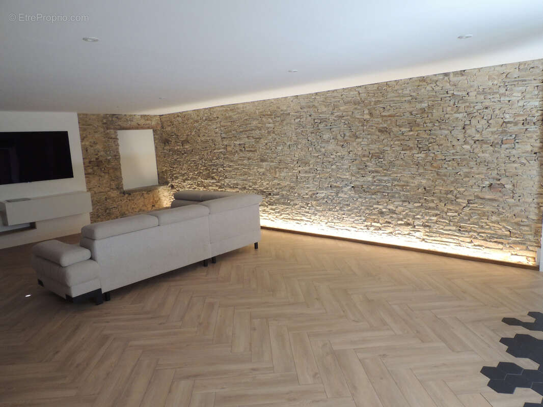 Maison à SAINTE-FLORENCE