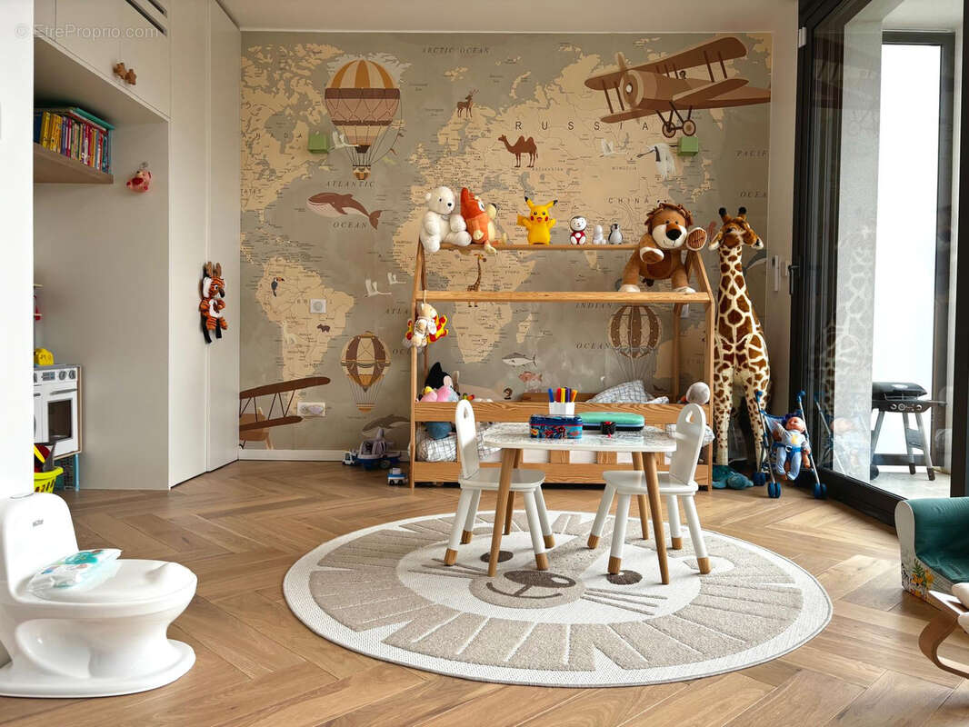 Maison à SAINT-MAUR-DES-FOSSES