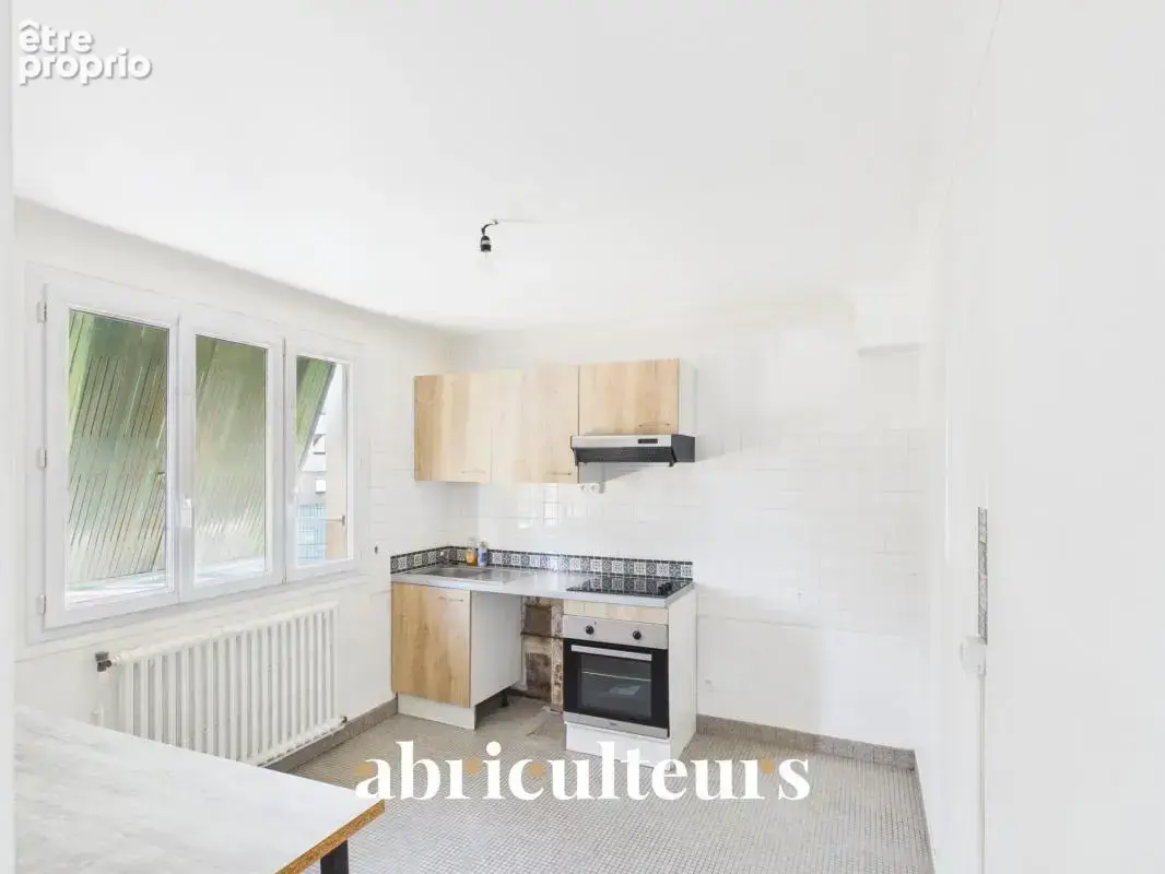 Maison familiale avec jardin privatif de 560 m² en vente à Meaux (77100) - photo 4
