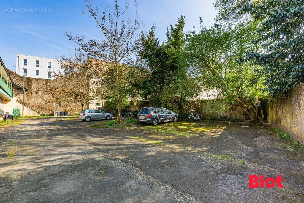 Parking à NANTES