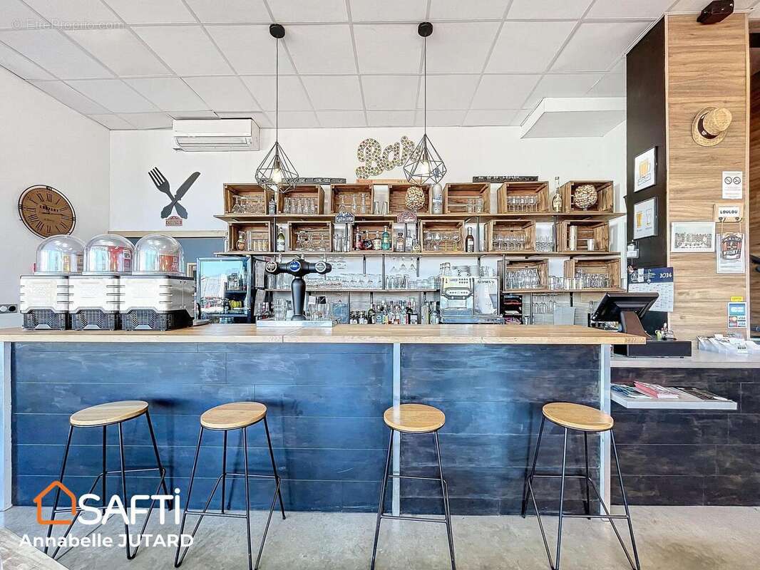 Photo 2 - Commerce à SORIGNY