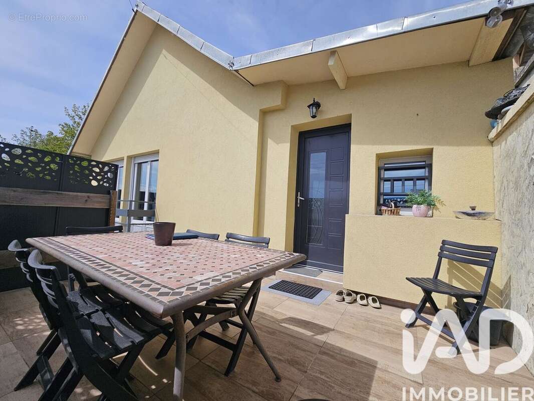 Photo 2 - Maison à SAINT-QUENTIN