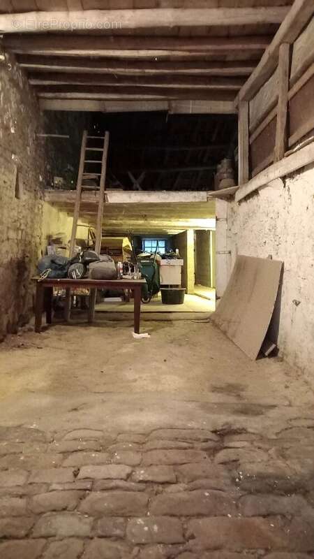 Maison à SAINT-BASLEMONT