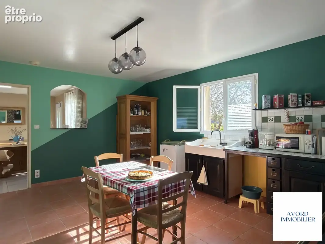 Maison 6 pièces 146 m² à vendre à Farges-En-Septaine (18800) - photo 7