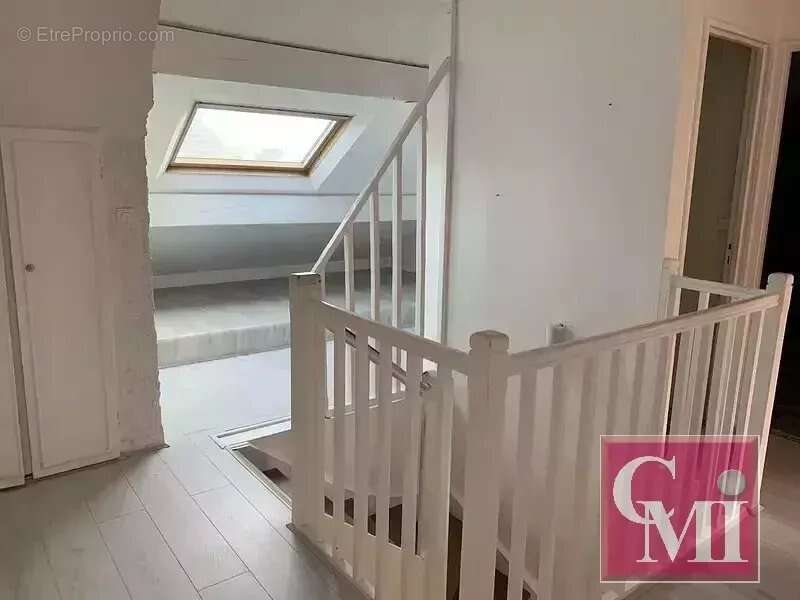 Pavillon (4 chambres) avec garage sur 250m2 de terrain - photo 8