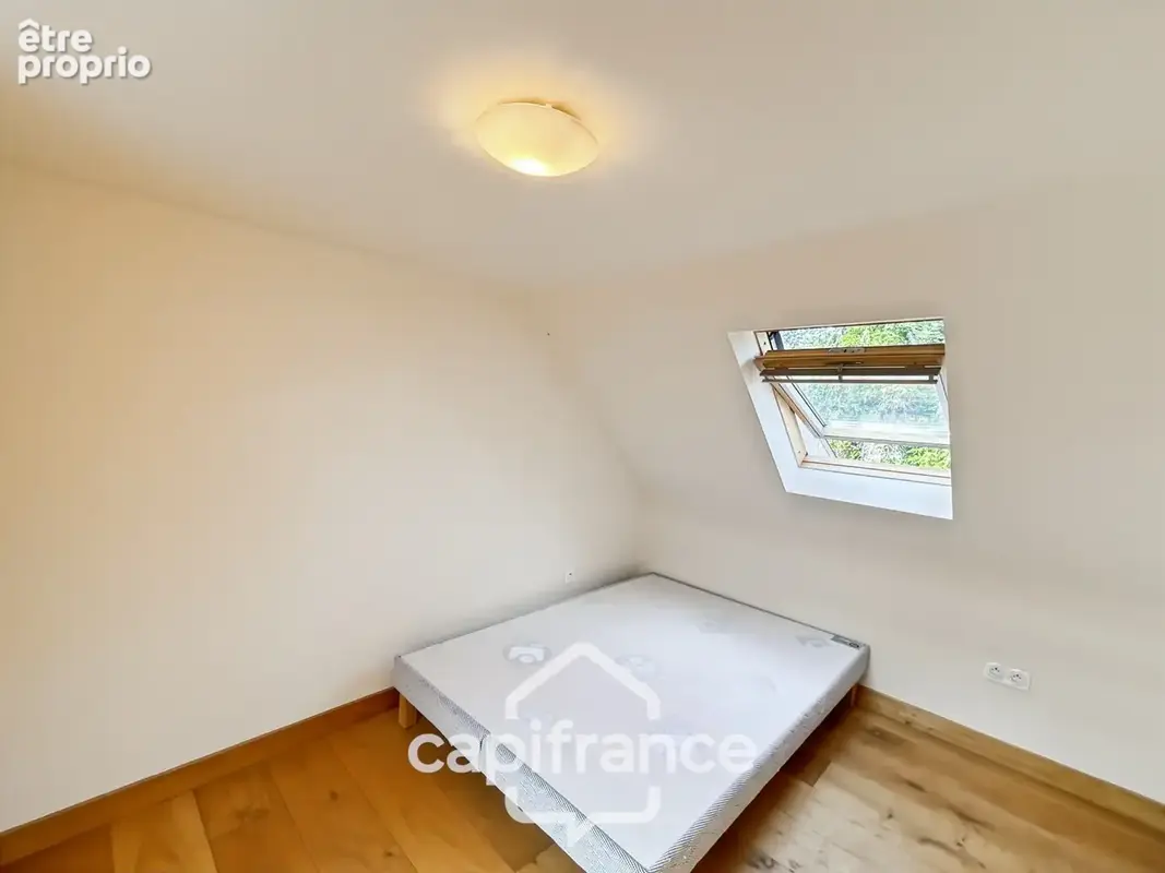 Longère – 90,6 m² habitables – 2 chambres – terrain de 840 m² – garage, carport et dépendance – potentiel d'agrandissement – cré - photo 12