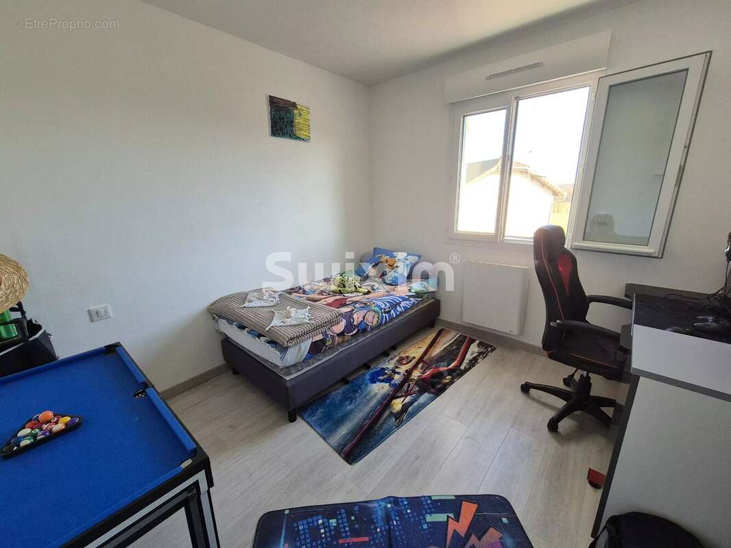 Maison à LE DESCHAUX