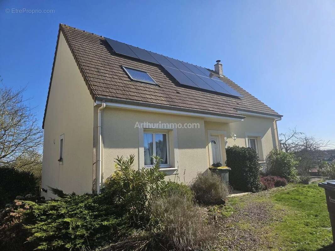 Maison à TILLY-SUR-SEULLES