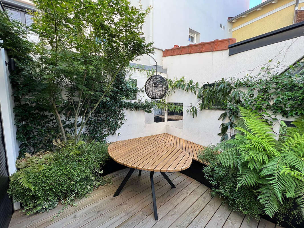 Maison à ASNIERES-SUR-SEINE