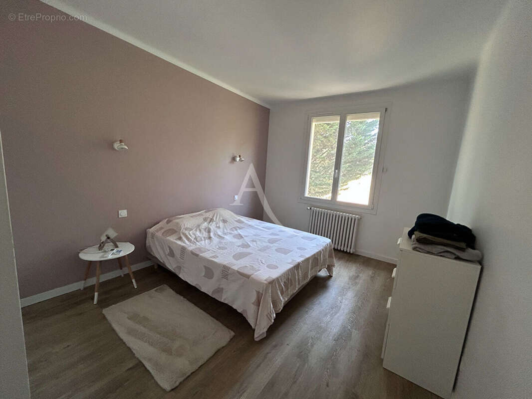 Maison rénovée avec jardin et sous-sol - photo 9