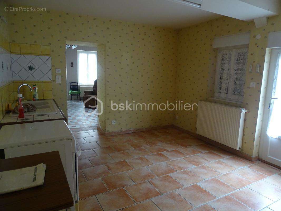 Maison à AUTRY-LE-CHATEL