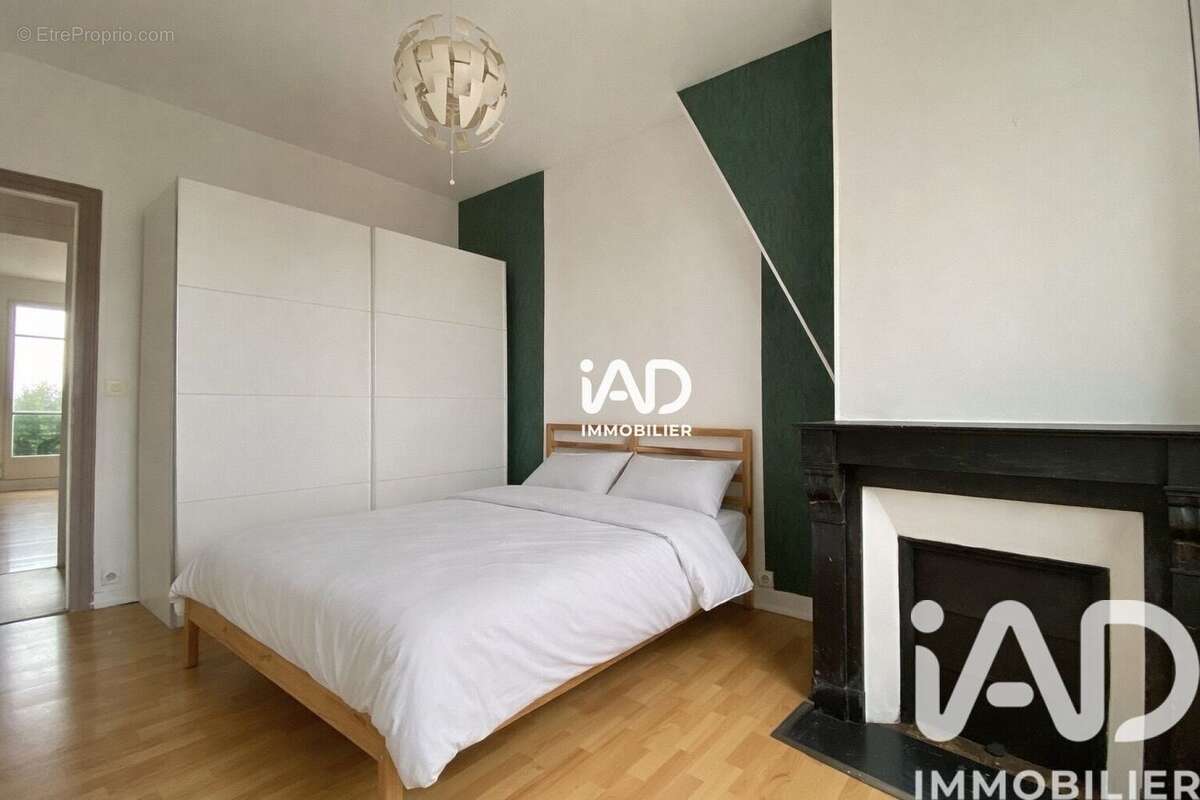 Photo 4 - Appartement à LIVRY-GARGAN