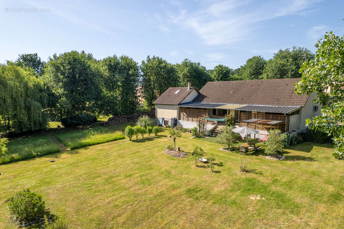 Maison Saint Hilaire De Court 7 pièce(s) 152.06 m2 - photo 14