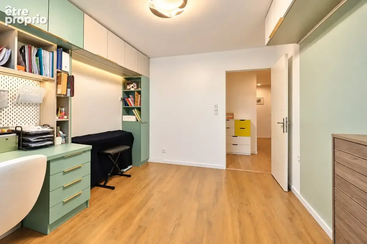 LYON 6e – BELLECOMBE – Appartement familial 132 m² – 4 chambres – 2 balcons – garage - photo 7
