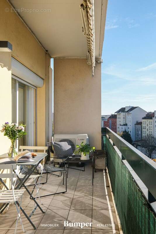 Appartement à VILLEURBANNE