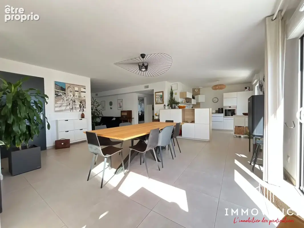 Appartement 5 pièces 127 m² à vendre à Mauguio (34130) - photo 3