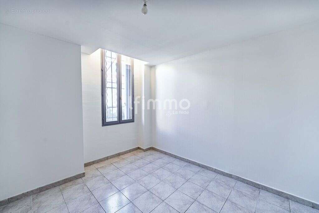 Appartement T3 et sa belle terrasse 13014 - photo 9
