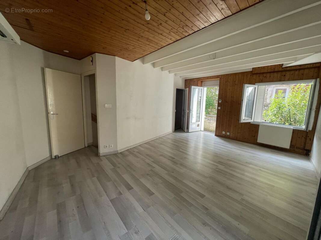 Maison 73 m² à Soyons  - photo 4