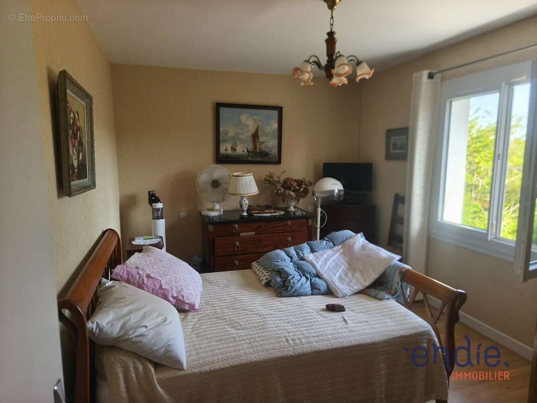 Maison à COSNE-D'ALLIER