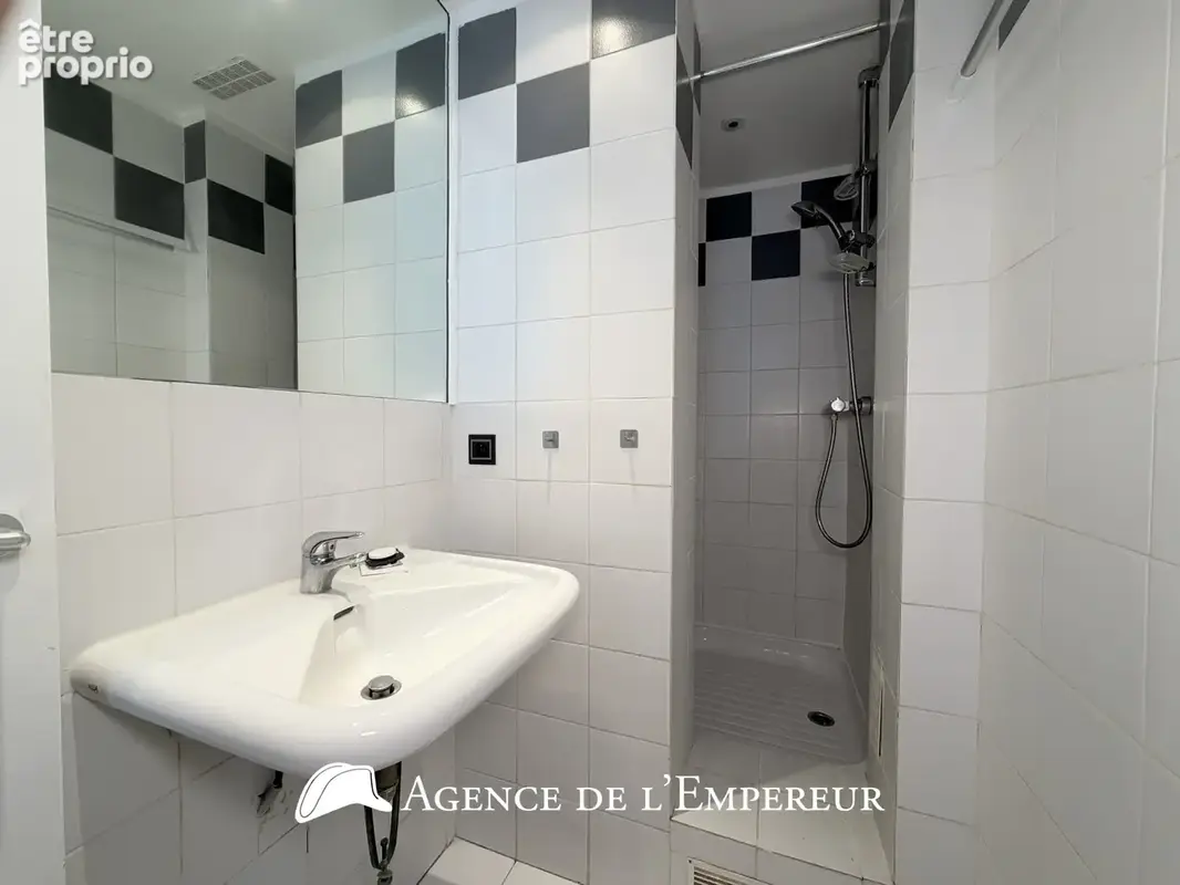 Rez-de-jardin 120 m2 Rueil Richelieu/Châtaigneraie - photo 23