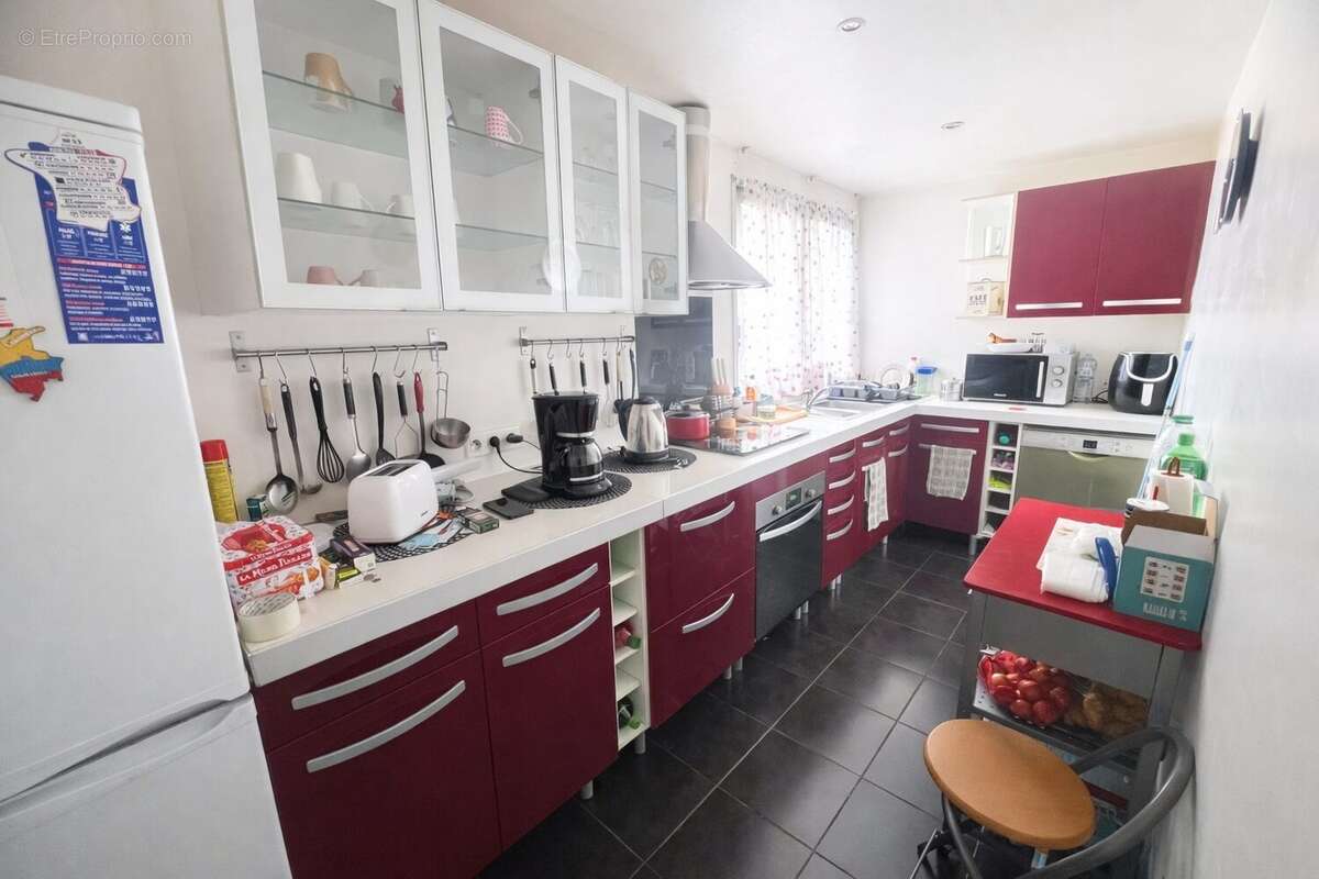 Appartement à COURBEVOIE