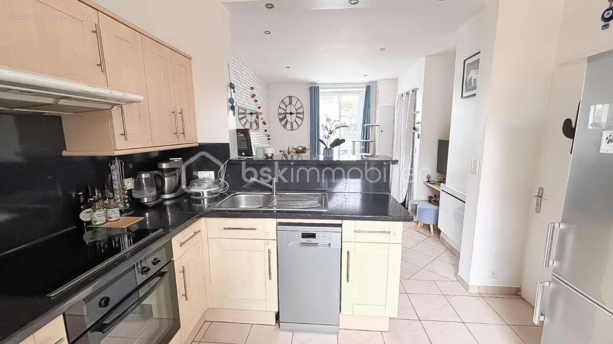 Appartement à GRETZ-ARMAINVILLIERS