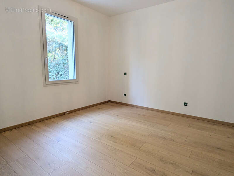 Maison à FLEAC
