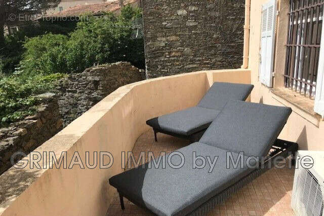 Maison 70 m² à La Garde-Freinet  - photo 4