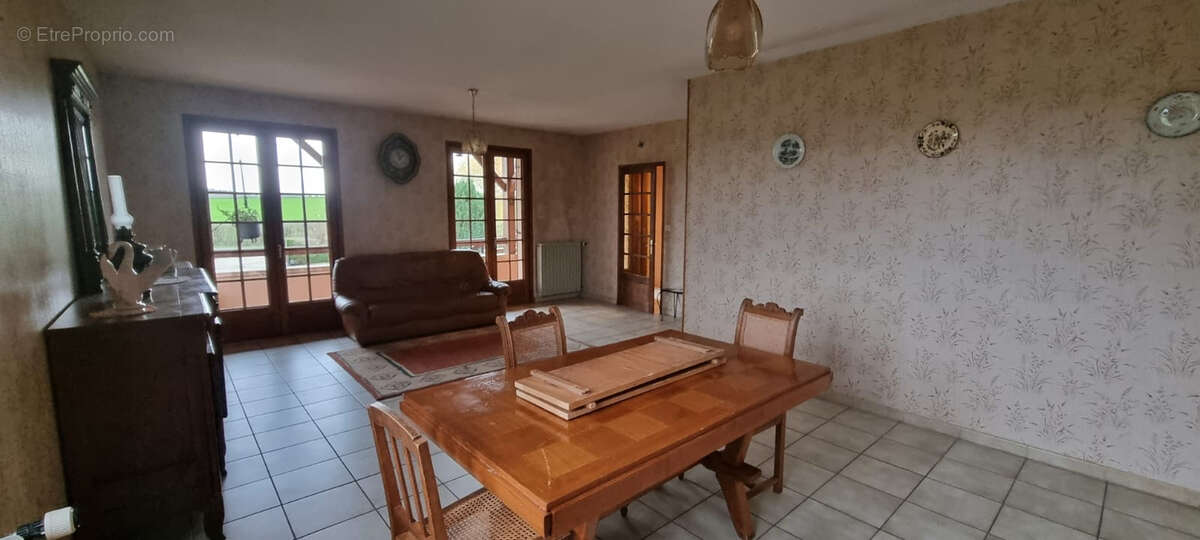 Maison à PARAY-LE-MONIAL