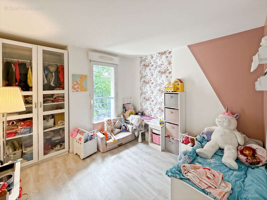 Appartement à MOISSY-CRAMAYEL