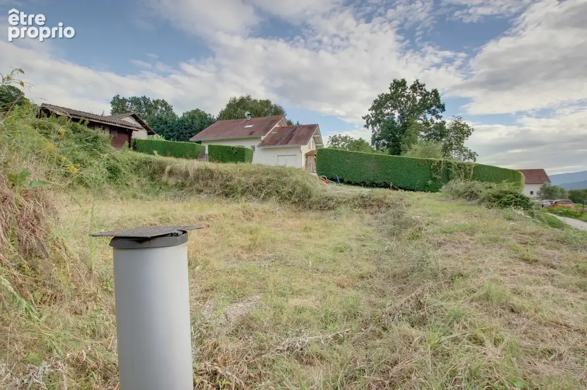 Terrain Entrelacs 801 m2 - photo 6