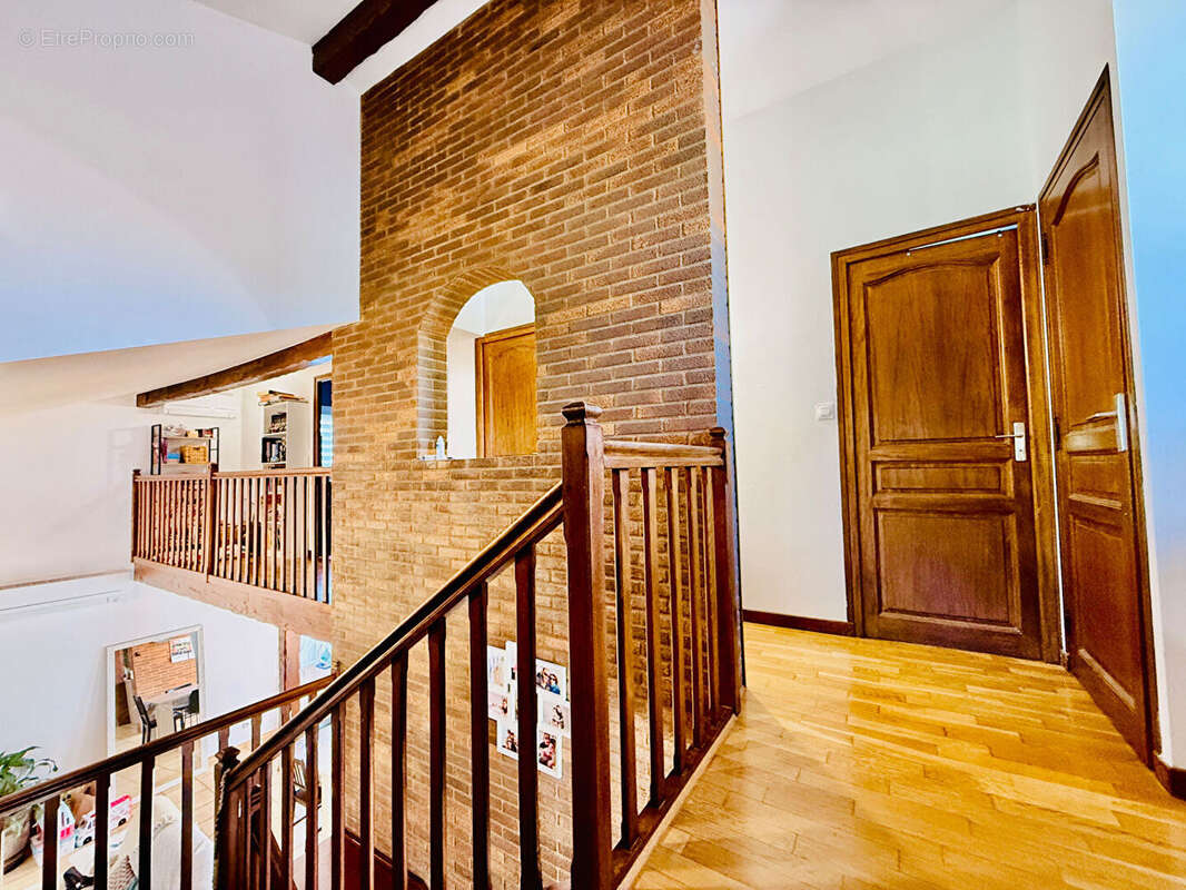 Maison familiale avec grand terrain et dépendance à Bourg-lès-Valence - photo 11