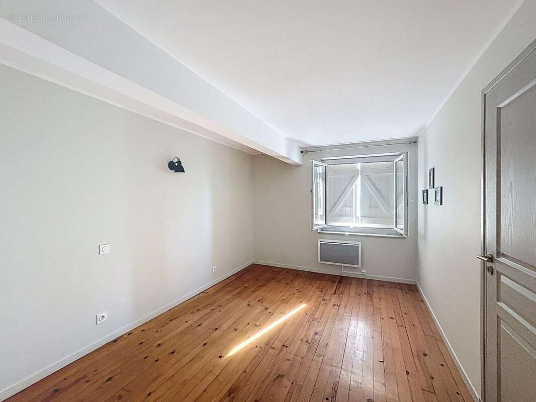 Photo 7 - Maison à MARQUEFAVE