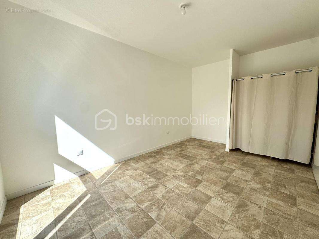 Appartement à COULOMMIERS