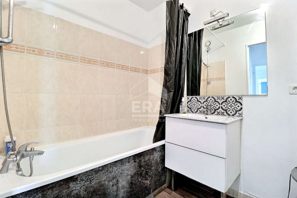 Appartement à SAINT-DENIS