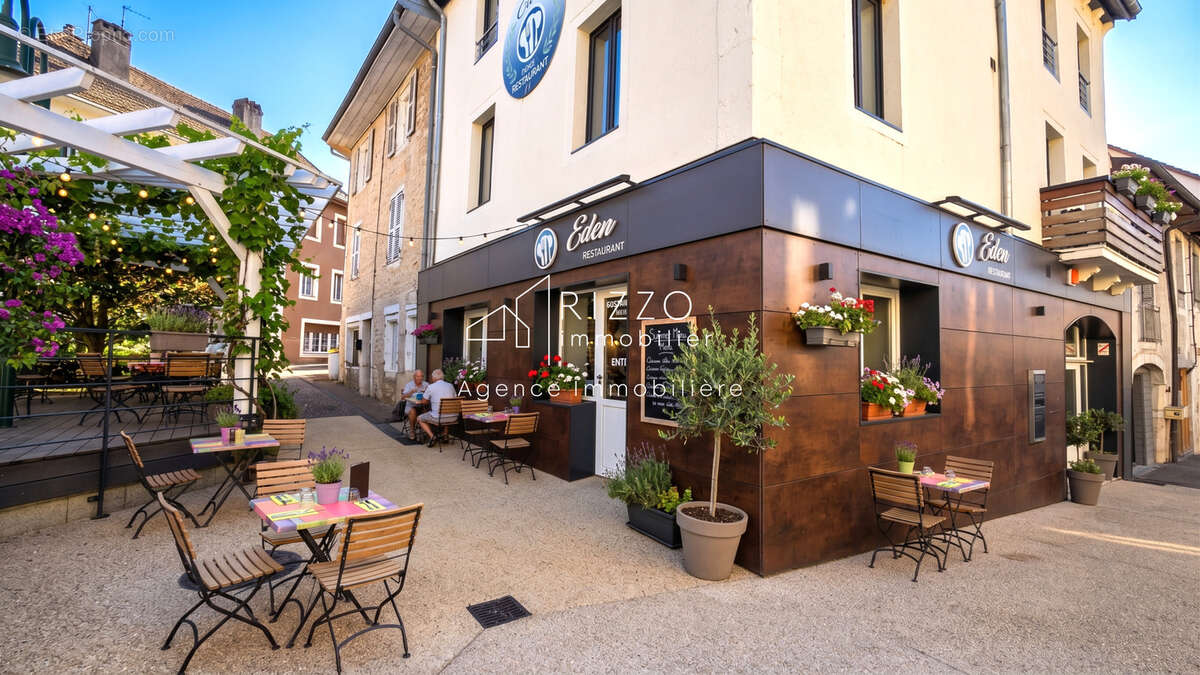 Bar-Restaurant   Valserhône (01) - photo 3