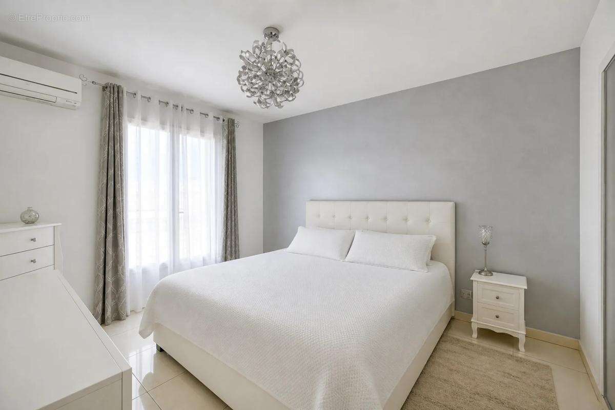 Maison contemporaine avec piscine à Saint-Gilles - photo 6