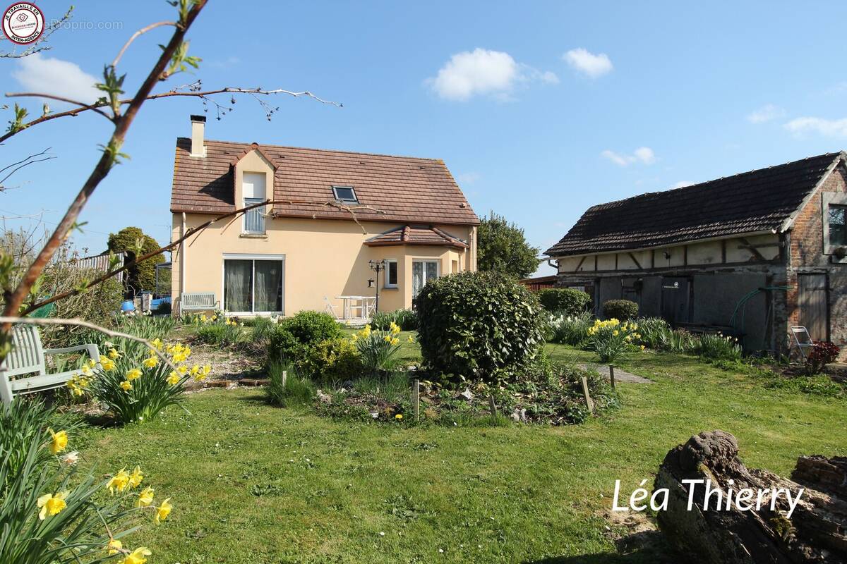 Maison à FLEURY-SUR-ANDELLE