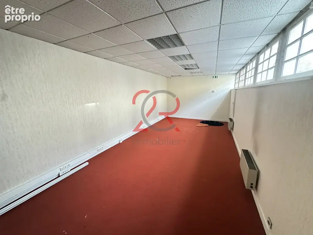 Immeuble 400 m2 - photo 8