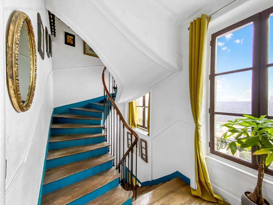 Appartement à ERNEE