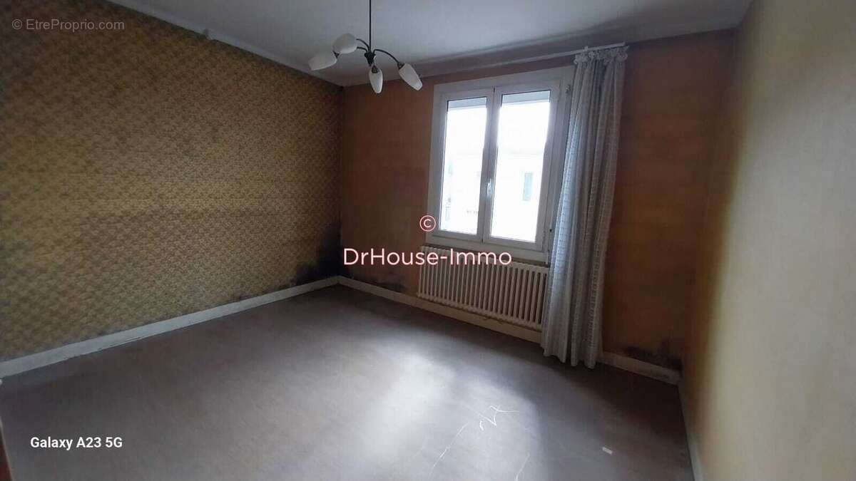 Maison 77 m² à Cahors  - photo 7