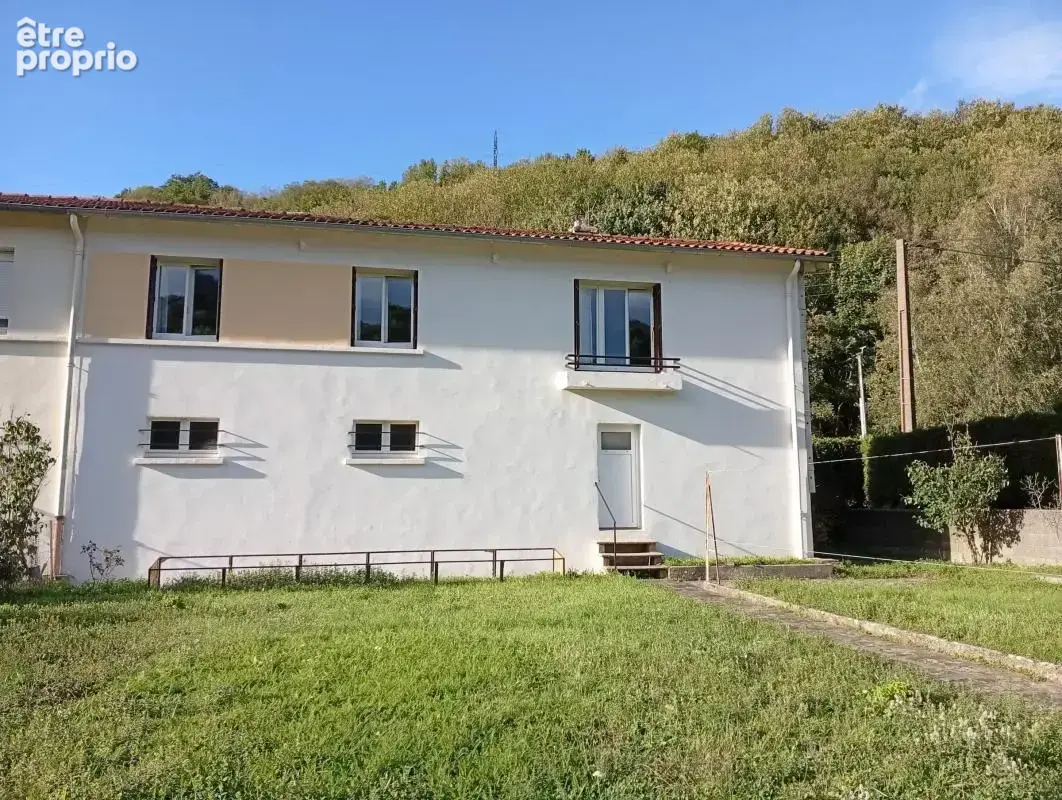 Maison mitoyenne de 85m² avec jardin et sous-sol - photo 3