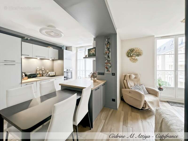 Appartement à PERIGNY