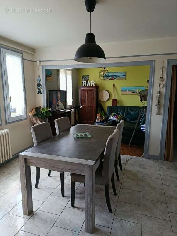 Maison à MONTRICHARD